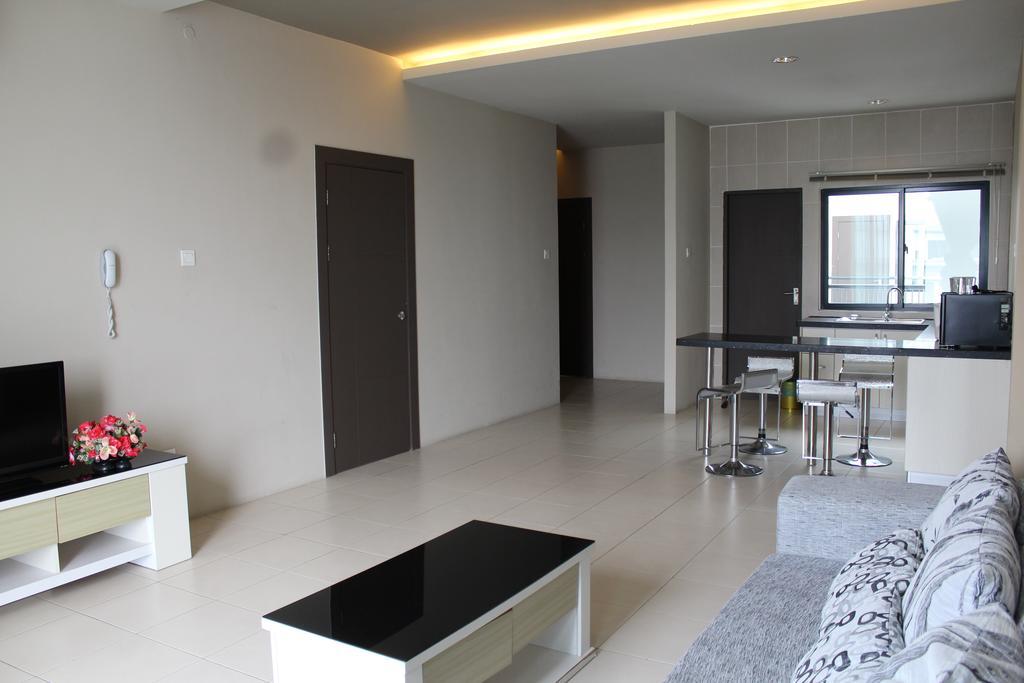 Tribeca Suites 古晋 外观 照片