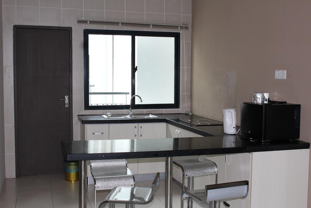 Tribeca Suites 古晋 外观 照片