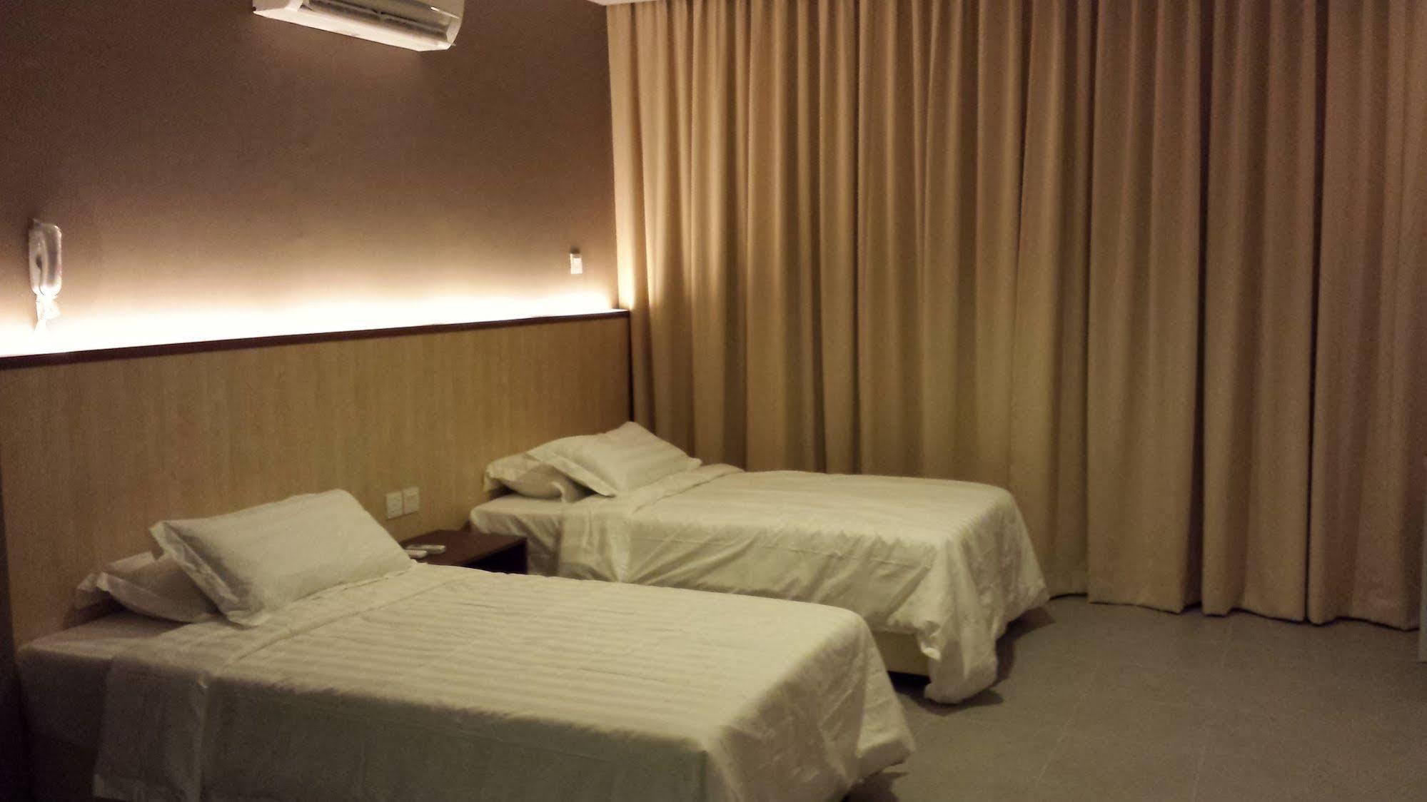 Tribeca Suites 古晋 外观 照片