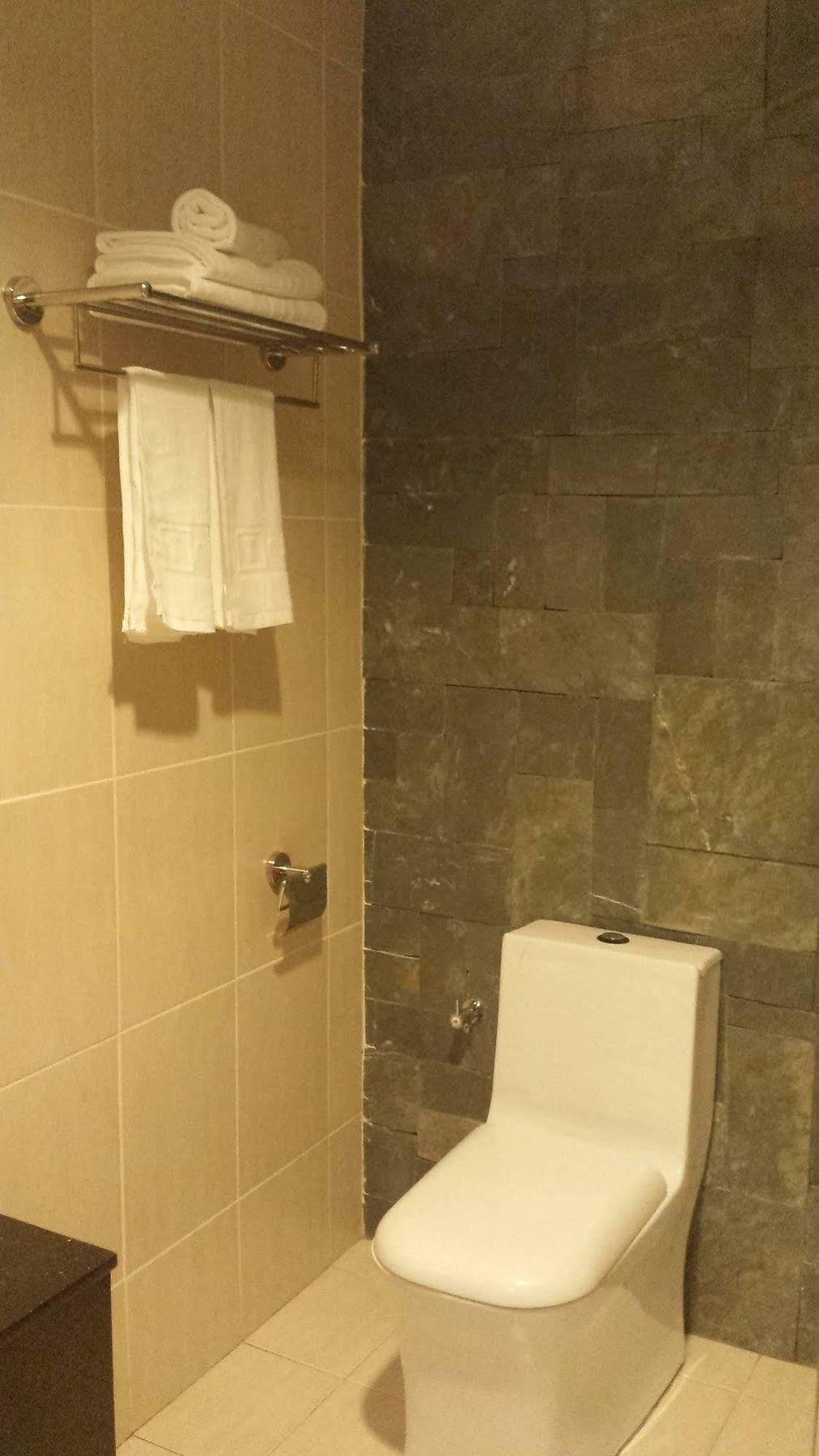 Tribeca Suites 古晋 外观 照片
